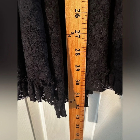 INTIMATELY FREE PEOPLE Black ALLURING Floral Lace Asymmetric Hem Skater SM Dress - Picture 9 of 10